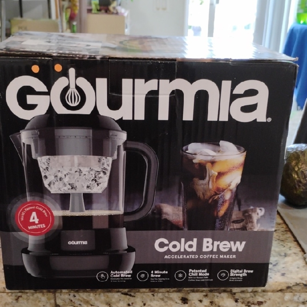 Gourmia Black Cold Brew Coffee Maker - Rapid 4-Minute Brewing